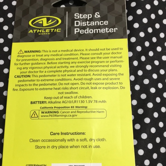 Athletic Works Step & Distance Pedometer - Picture 4 of 4